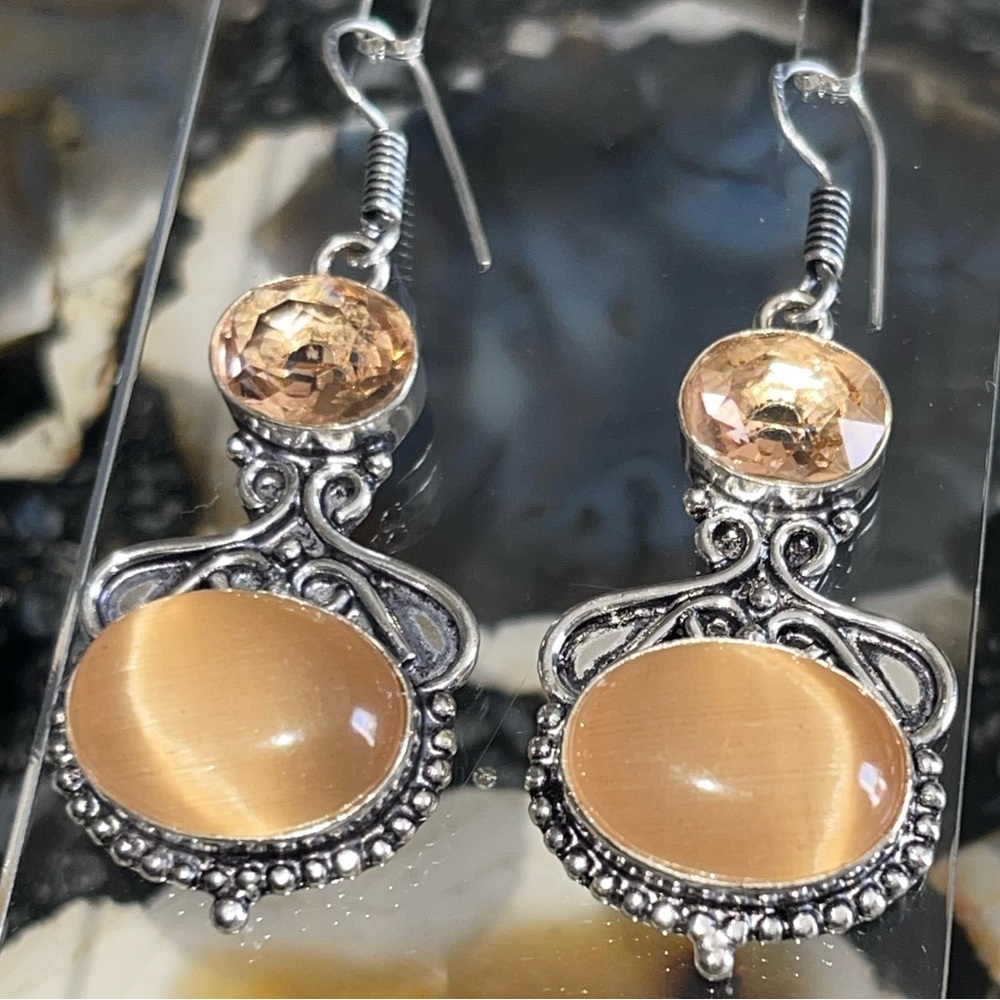Peach-Orange Cat’s Eye Earrings 2”